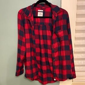American Eagle Outfitters Red and Black Plaid Boyfriend Shirt